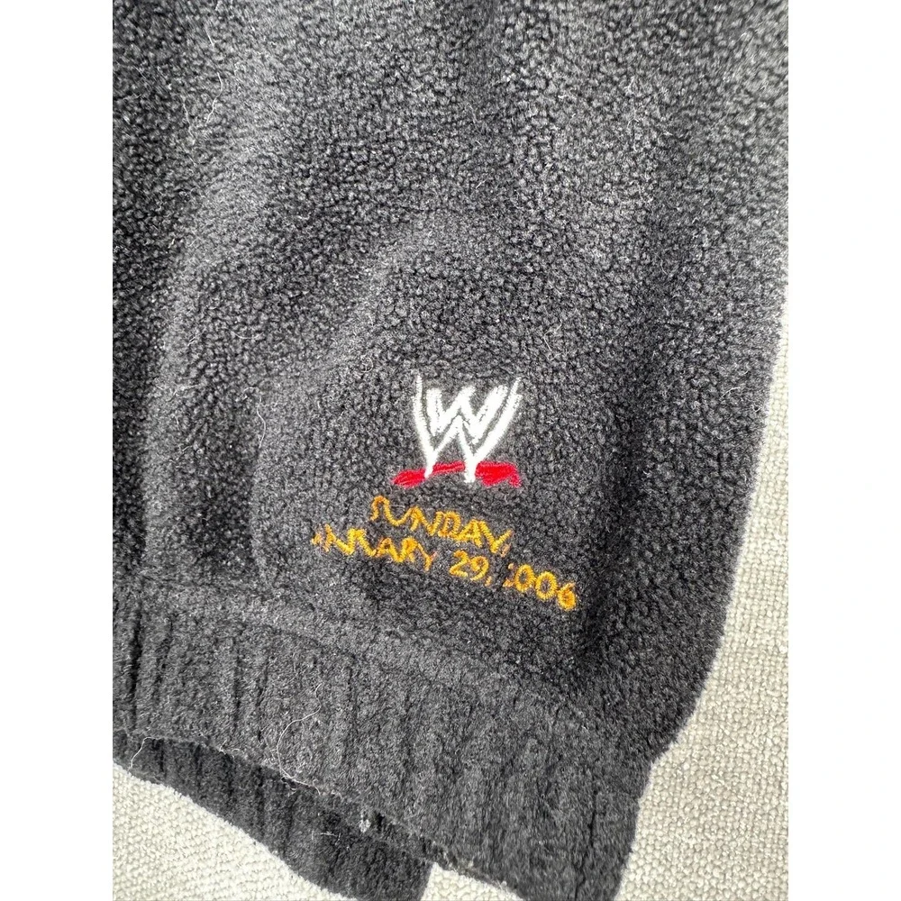 WWE Royal Rumble Jacket Mens XL Black Wrestling Fleece Full Zip Colorado 2006 - Picture 6 of 7